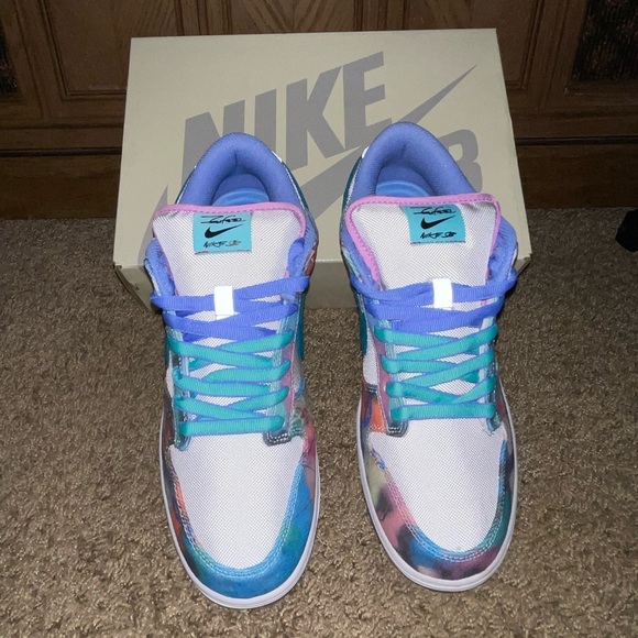 NIKE SB DUNK LOW FUTURA BLEACHED AQUA